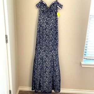 COPY - Nwt Windsor night gown navy blue lace detail off-shoulder